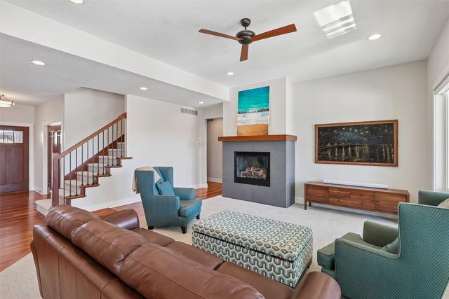 3101 162nd Street, Urbandale, IA 50323