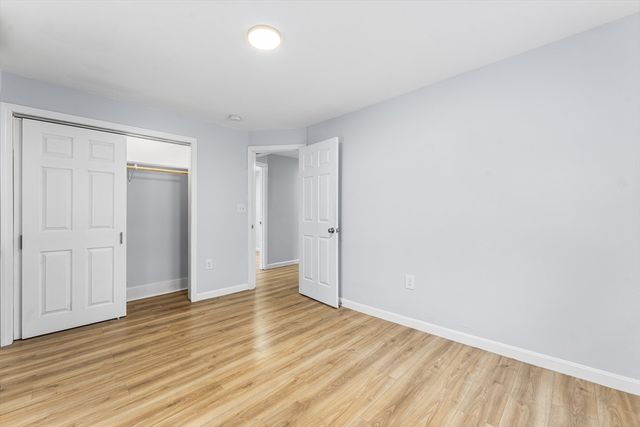 53 Woodbine St, Chelmsford, MA 01824