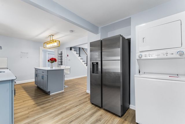 53 Woodbine St, Chelmsford, MA 01824