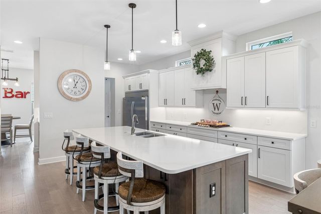 124 FOREST HILLS DRIVE, Redington Shores, FL 33708