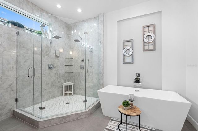 124 FOREST HILLS DRIVE, Redington Shores, FL 33708