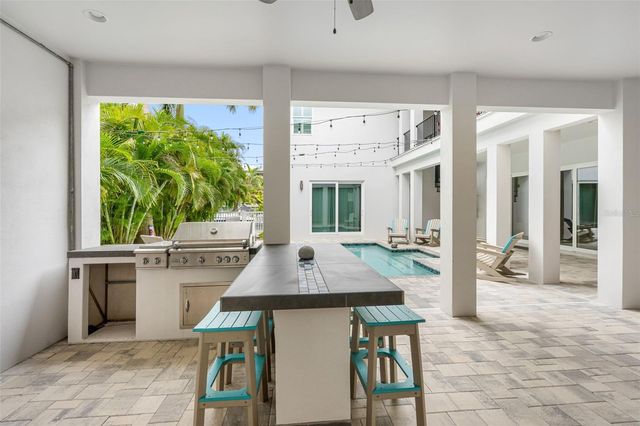 124 FOREST HILLS DRIVE, Redington Shores, FL 33708