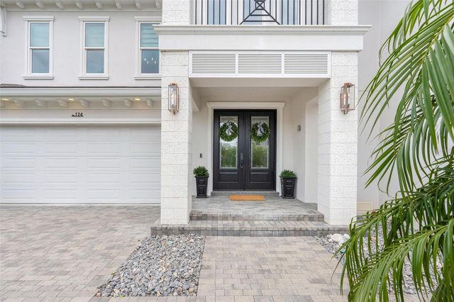 124 FOREST HILLS DRIVE, Redington Shores, FL 33708