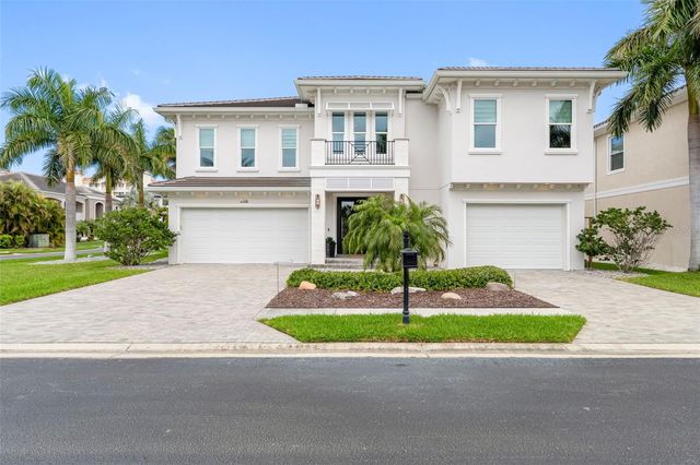 124 FOREST HILLS DRIVE, Redington Shores, FL 33708