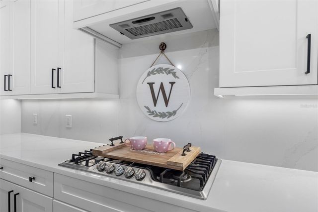 124 FOREST HILLS DRIVE, Redington Shores, FL 33708