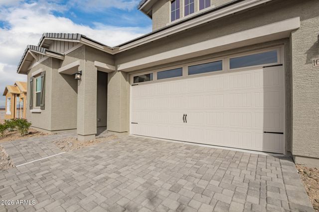 16964 W DESERT Lane, Goodyear, AZ 85338