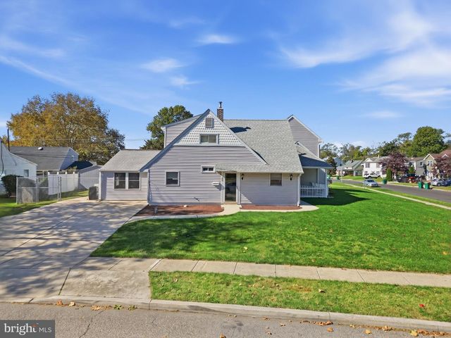 49 NECTAR LN, Levittown, PA 19054