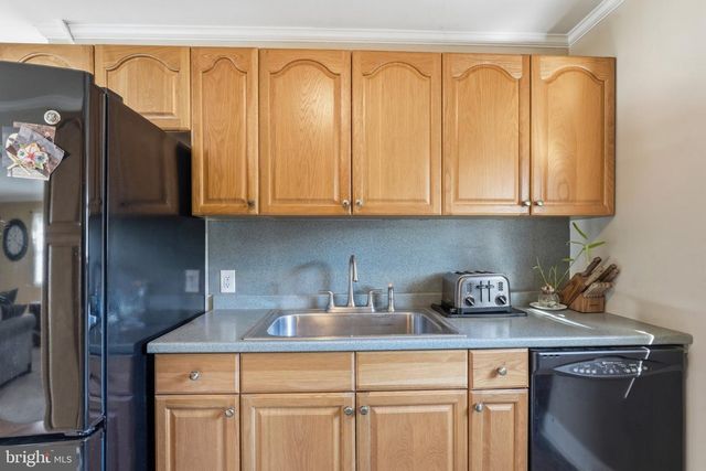 49 NECTAR LN, Levittown, PA 19054