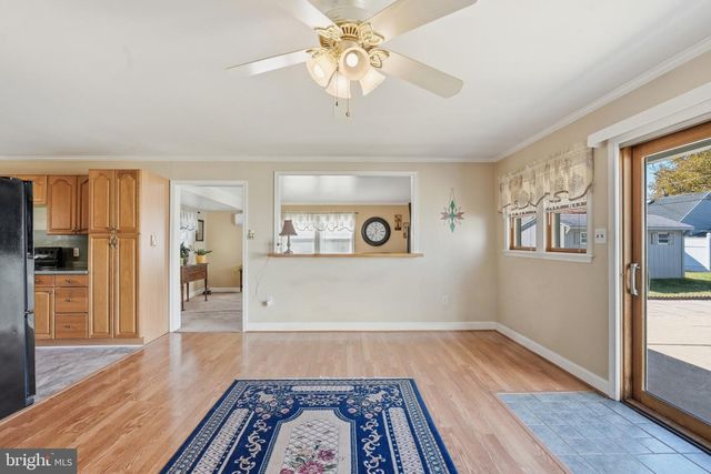 49 NECTAR LN, Levittown, PA 19054