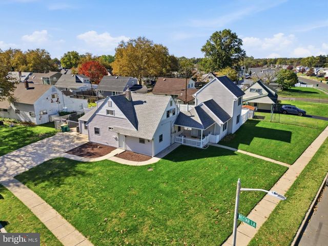 49 NECTAR LN, Levittown, PA 19054