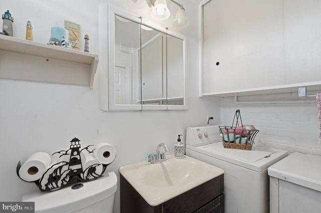 49 NECTAR LN, Levittown, PA 19054