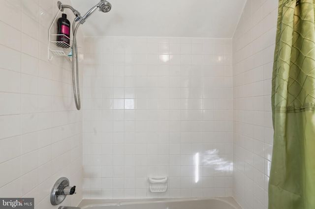 49 NECTAR LN, Levittown, PA 19054