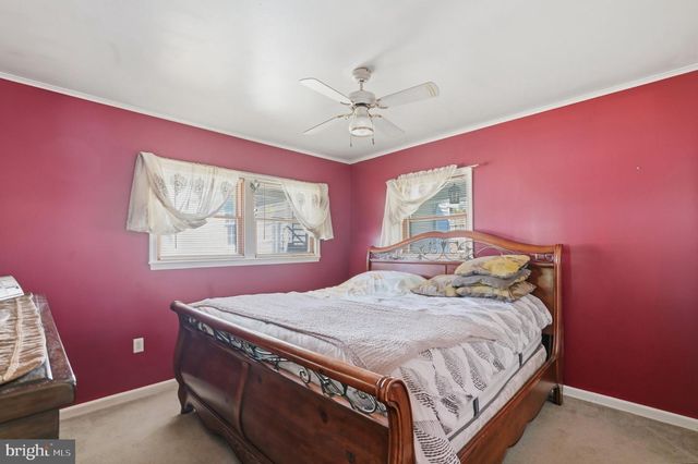 49 NECTAR LN, Levittown, PA 19054