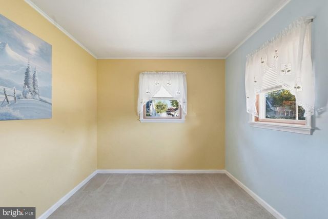 49 NECTAR LN, Levittown, PA 19054