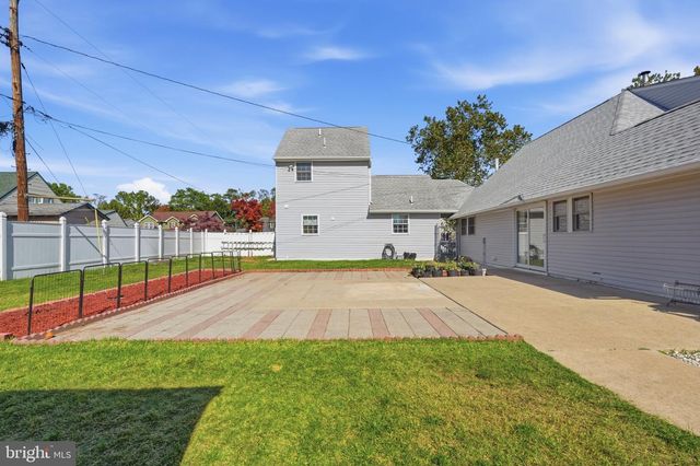 49 NECTAR LN, Levittown, PA 19054