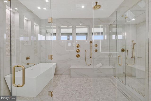 1101 CLOVER DR, Mclean, VA 22101