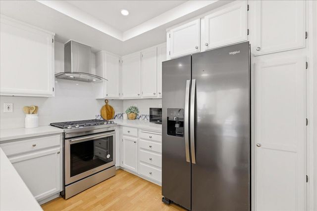 410 Galleria Drive 6, San Jose, CA 95134