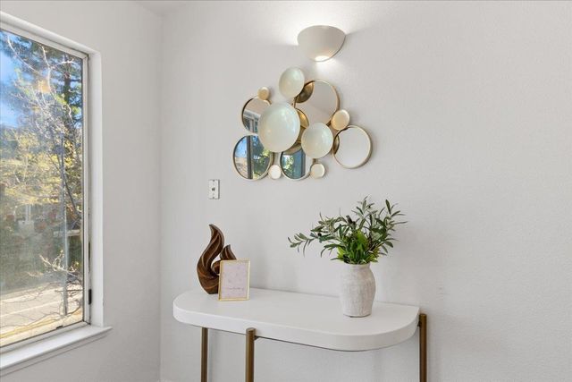 410 Galleria Drive 6, San Jose, CA 95134