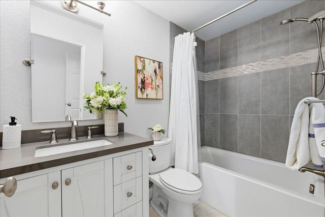 410 Galleria Drive 6, San Jose, CA 95134