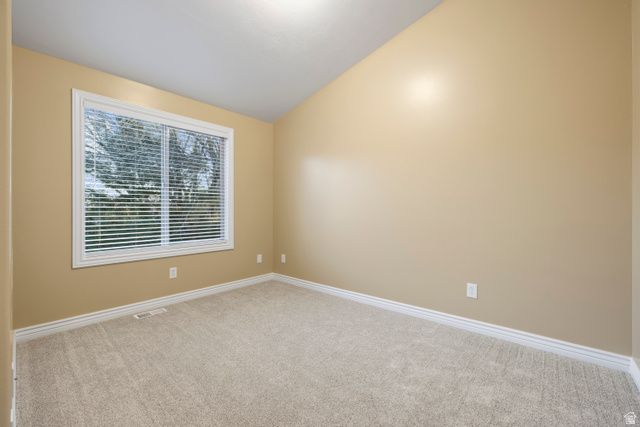 72 E 7320 S, Midvale, UT 84047