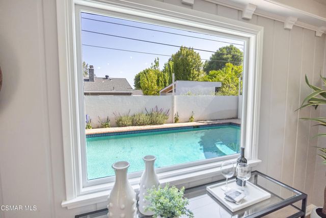 23649 Aetna Street, Woodland Hills, CA 91367