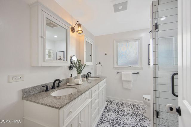 23649 Aetna Street, Woodland Hills, CA 91367