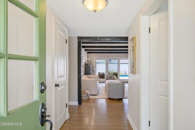 23649 Aetna Street, Woodland Hills, CA 91367