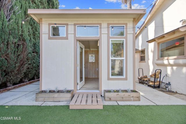 23649 Aetna Street, Woodland Hills, CA 91367