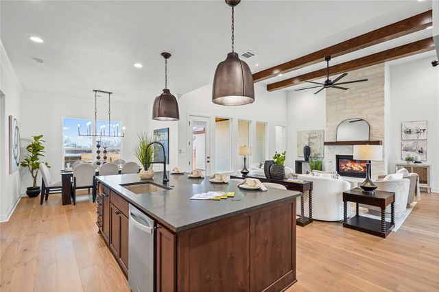 1100 Beginnings Drive, Granbury, TX 76049