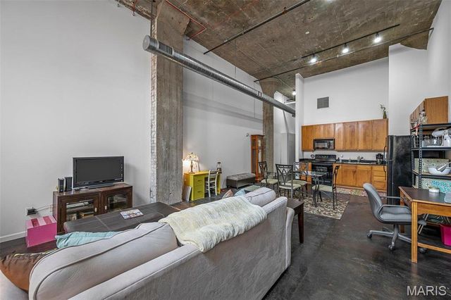 1511 Locust Street 101, St Louis, MO 63103