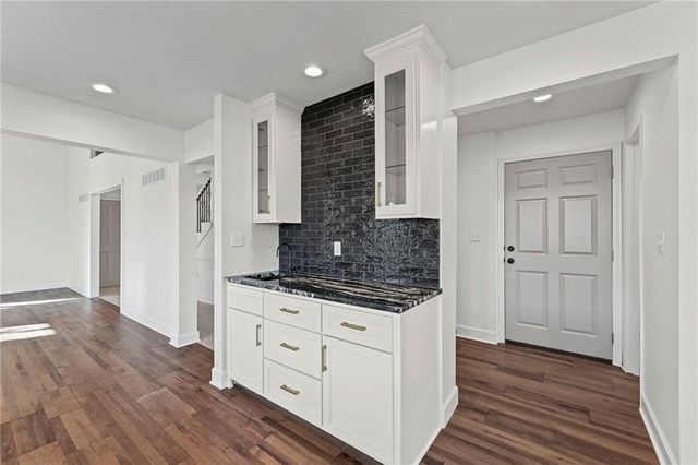 14565 Gardner Road, Gardner, KS 66030