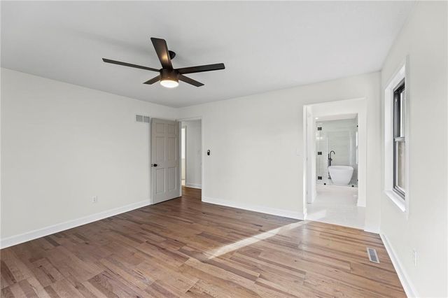 14565 Gardner Road, Gardner, KS 66030