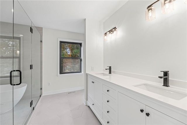 14565 Gardner Road, Gardner, KS 66030