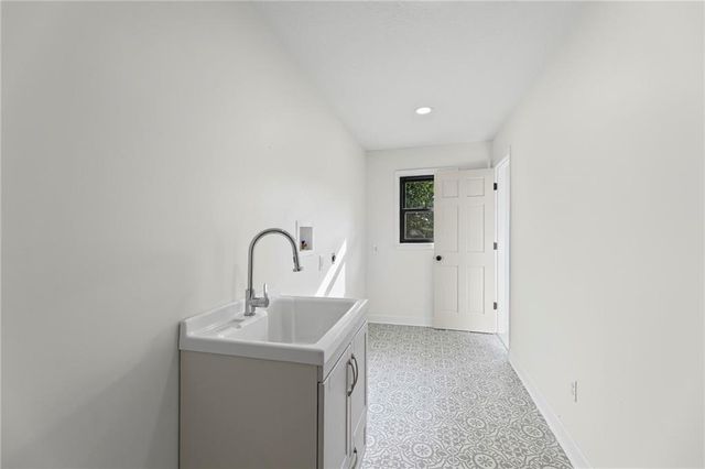 14565 Gardner Road, Gardner, KS 66030