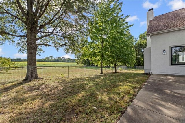 14565 Gardner Road, Gardner, KS 66030