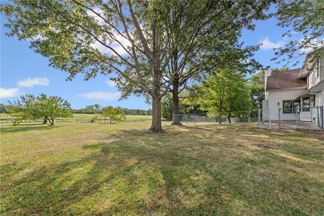 14565 Gardner Road, Gardner, KS 66030