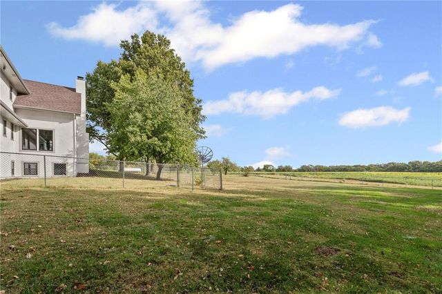 14565 Gardner Road, Gardner, KS 66030