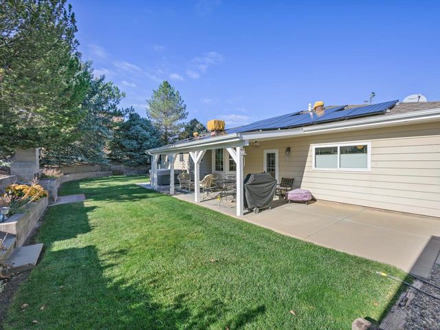 3697 F Road, Palisade, CO 81526