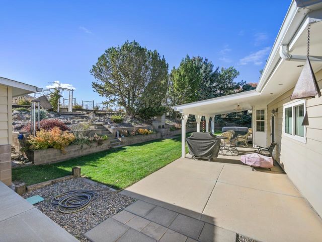 3697 F Road, Palisade, CO 81526