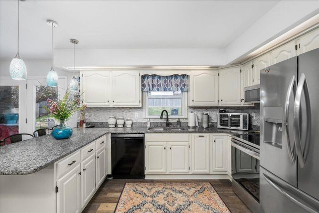 1613 Fort Sumter Drive, Lexington, KY 40505