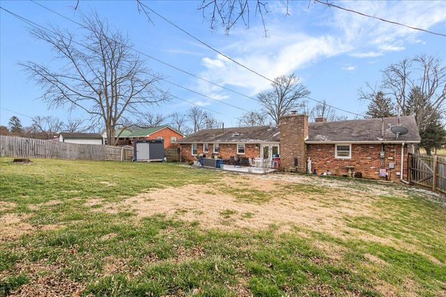1613 Fort Sumter Drive, Lexington, KY 40505