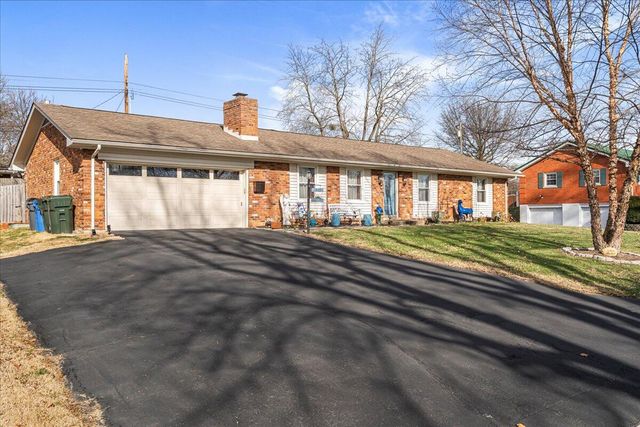 1613 Fort Sumter Drive, Lexington, KY 40505