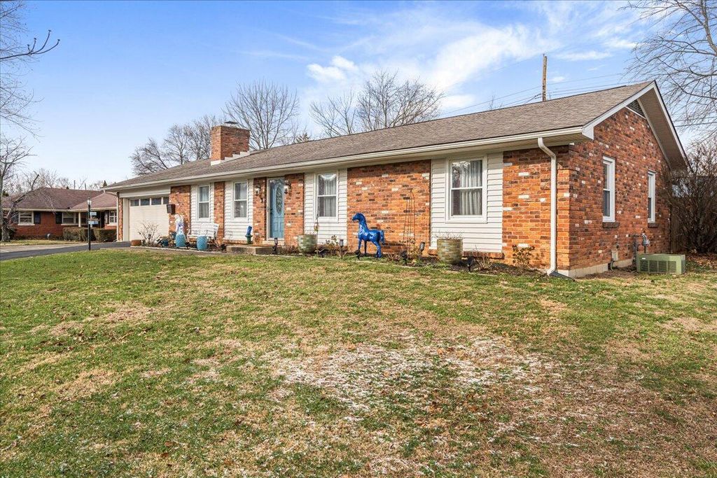 1613 Fort Sumter Drive, Lexington, KY 40505
