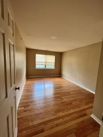 7446 Lacy Drive, Van Buren Twp, MI 48111