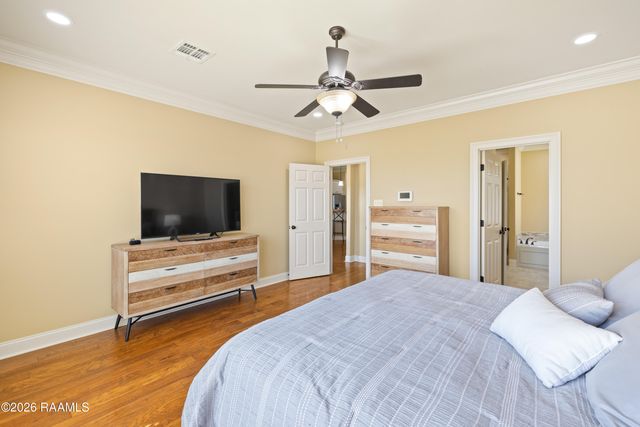 208 Overbrook Drive, Broussard, LA 70518