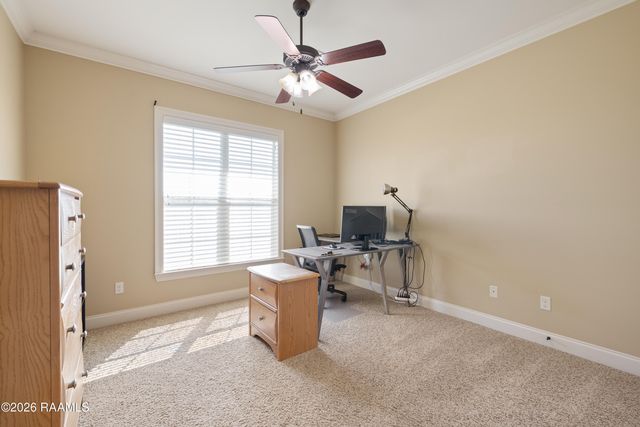 208 Overbrook Drive, Broussard, LA 70518