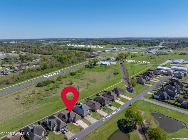 208 Overbrook Drive, Broussard, LA 70518