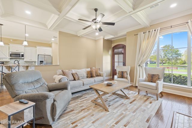 208 Overbrook Drive, Broussard, LA 70518