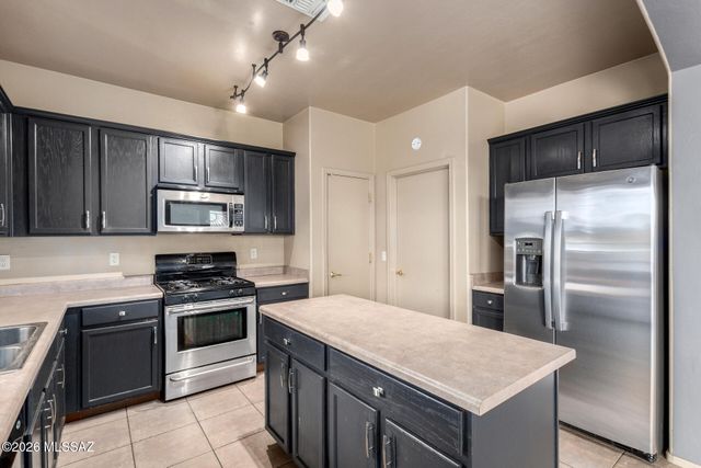 7642 W Tenderfoot Drive, Tucson, AZ 85757