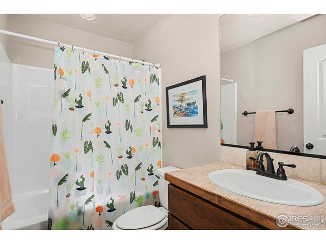 909 Campfire Dr, Fort Collins, CO 80524